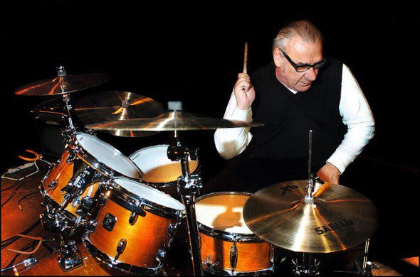 Fotografía promocional de Bill Ward