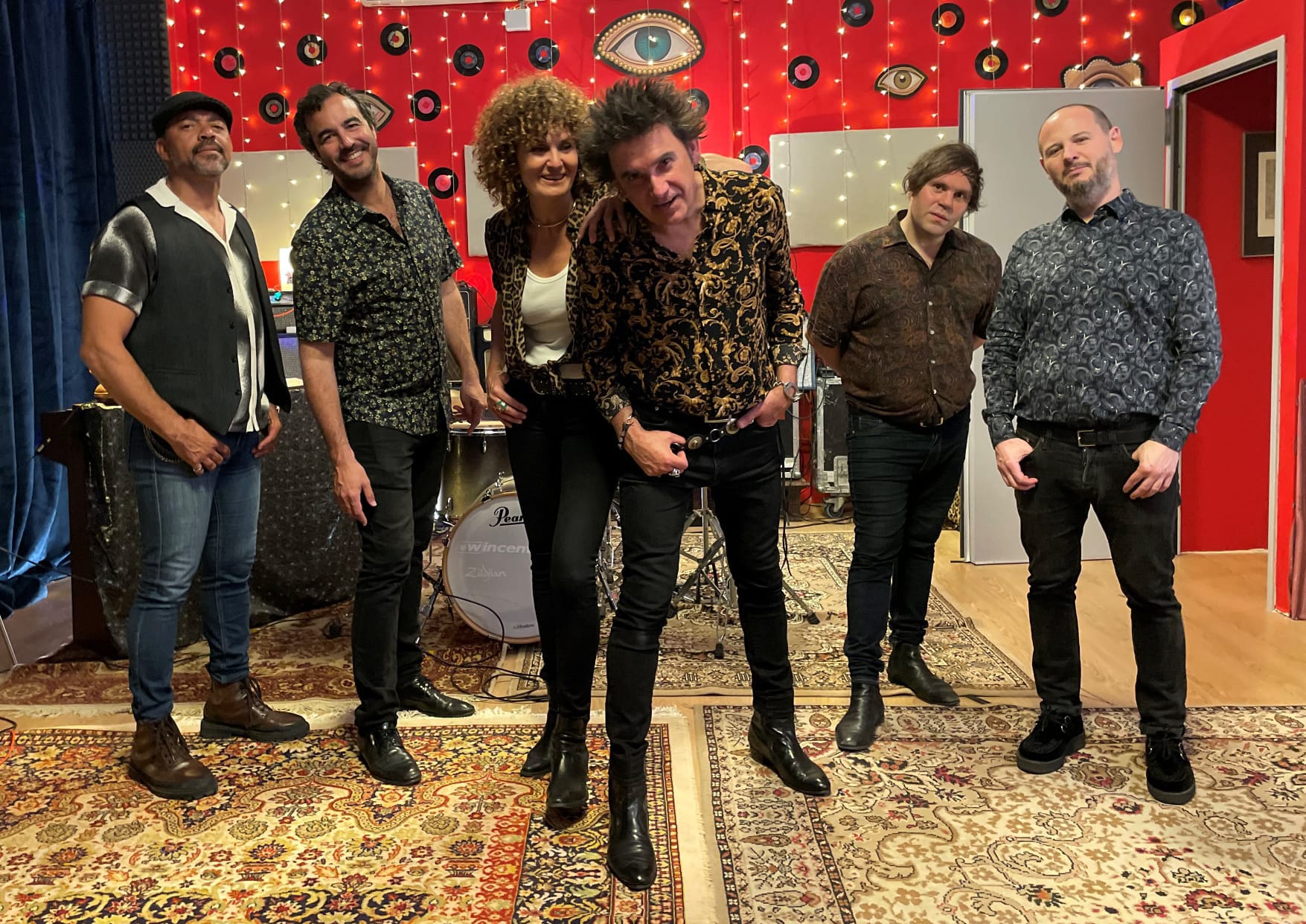 Fotografía promocional de Bipolar