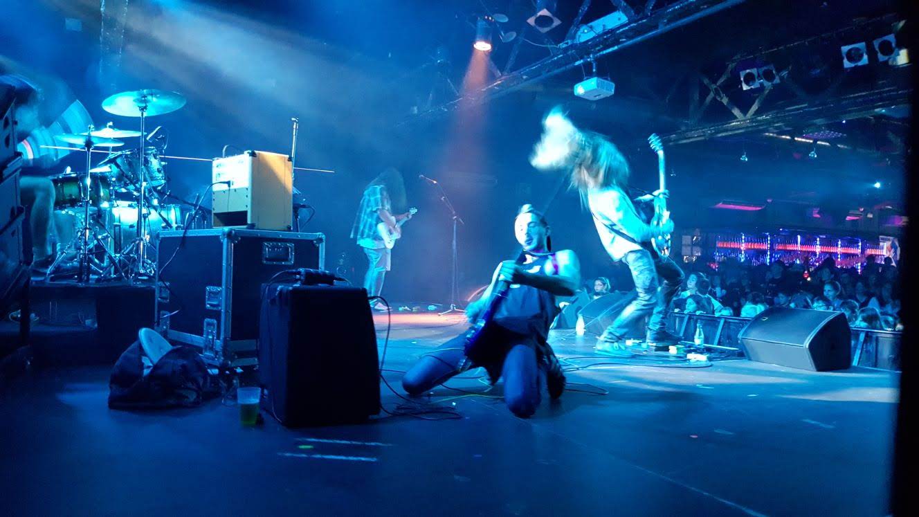 Promofoto von BLACK HOLE JAM Tributo Pearl Jam + Soundgarden.