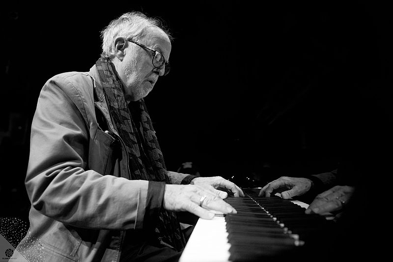 Promotional photograph of Bob James.
