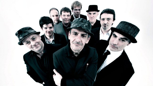 Fotografia promocional de Concierto de Bombskare en Glasgow.