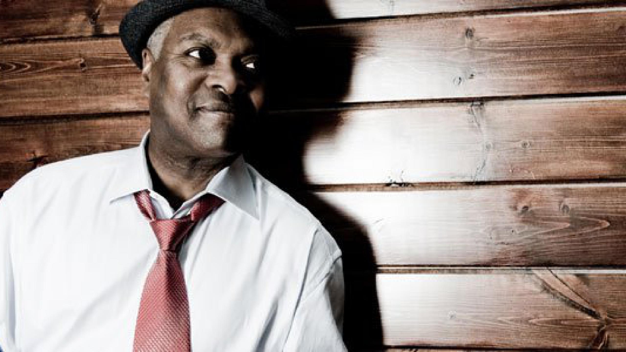 Booker t. Jones. Т Джоунс. Bibb Eric "Booker's Guitar".