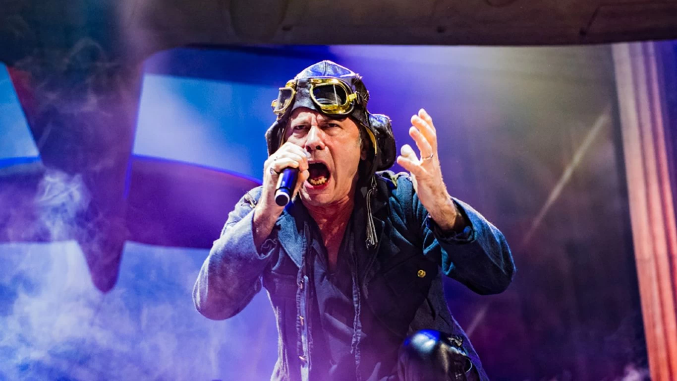 Promofoto von Concierto de Bruce Dickinson en Montreal.