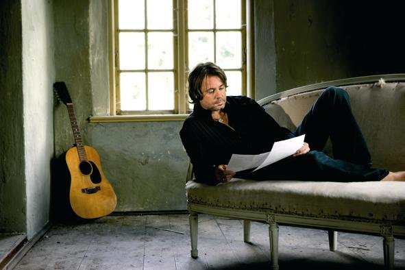 Promofoto von Concierto de Bruce Guthro en Halifax.