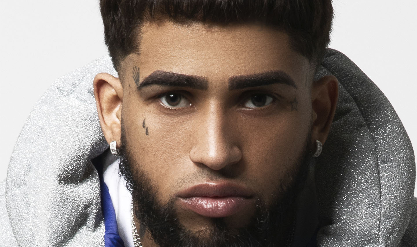 Fotografía promocional de Bryant Myers