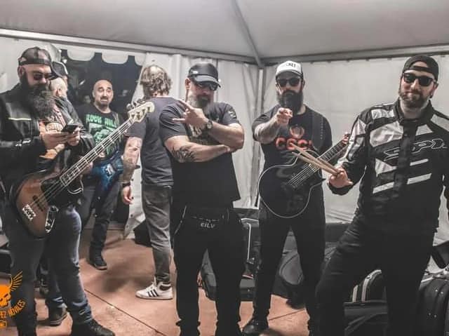 Fotografía promocional de Caballo Moldavo