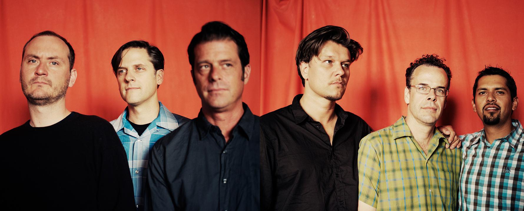 Fotografía promocional de Calexico