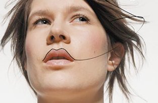 Fotografía promocional de Camille (Artista)