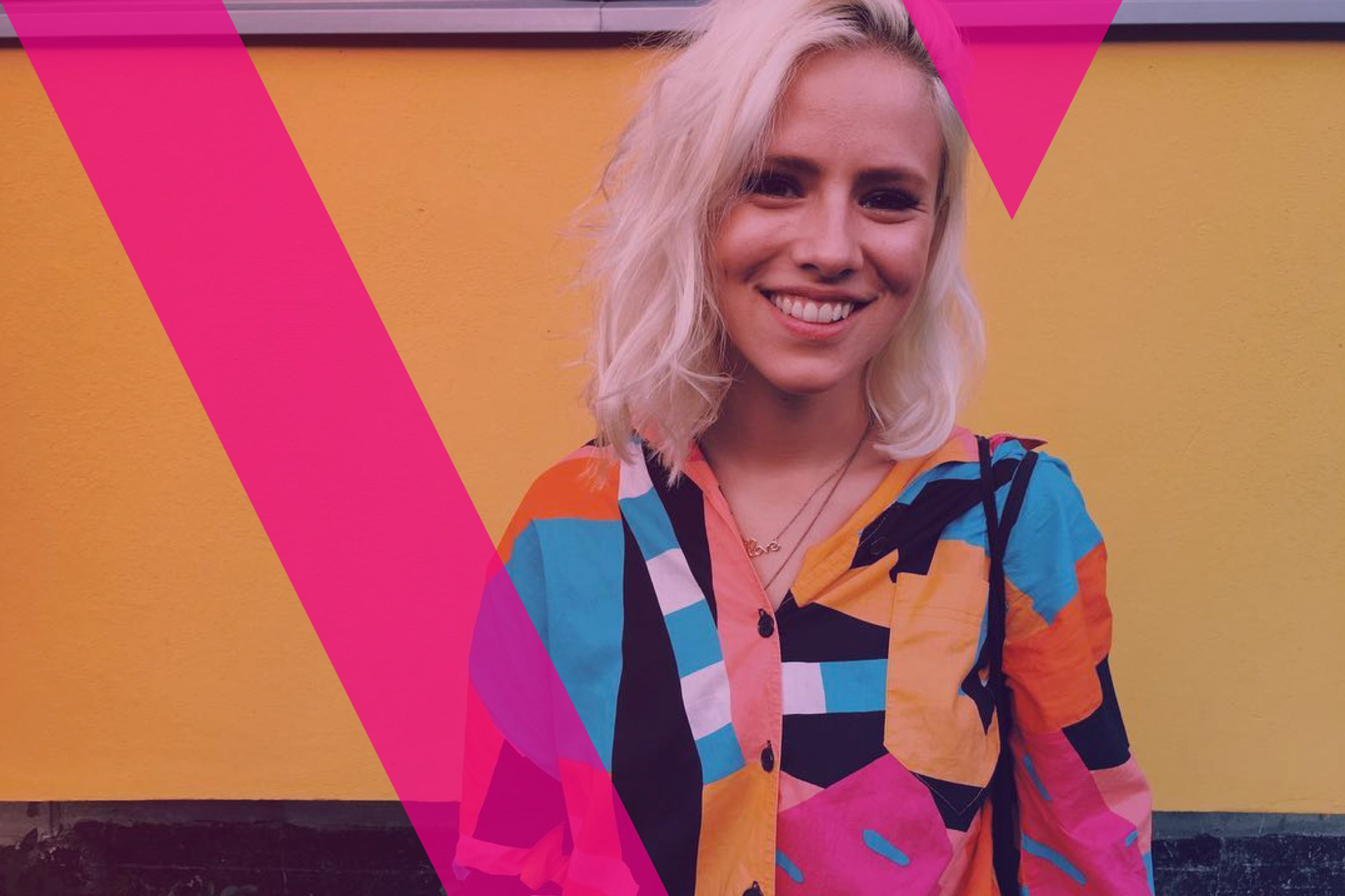 Promofoto von Concierto de Carlie Hanson en West Hollywood.