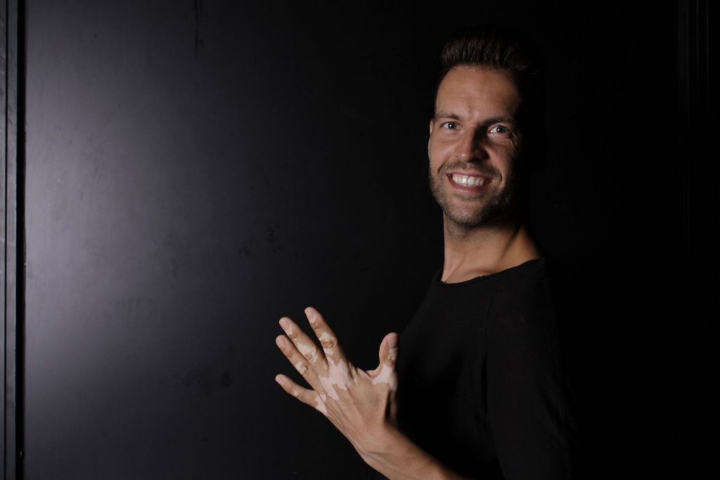 Promotional photograph of Carlos Agraz.