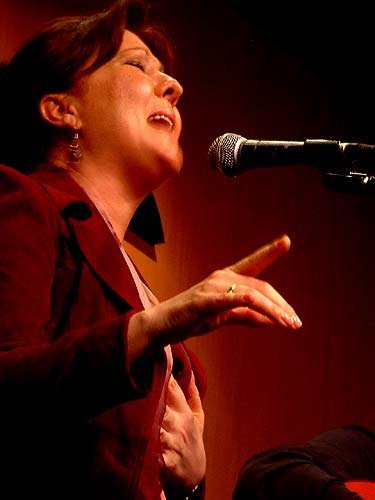 Fotografía promocional de Concierto de Carmen Linares + El Farru + Kiki Morente en Madrid