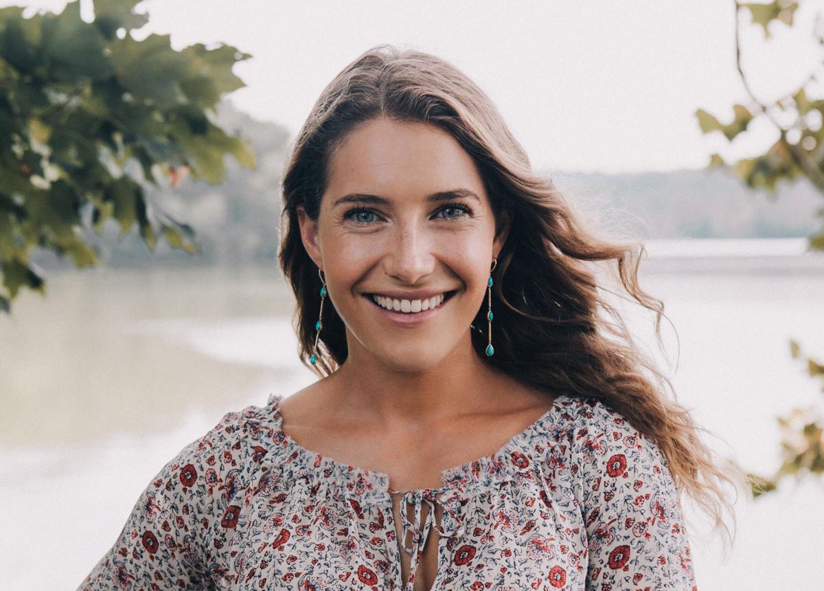 Promofoto von Caroline Jones.