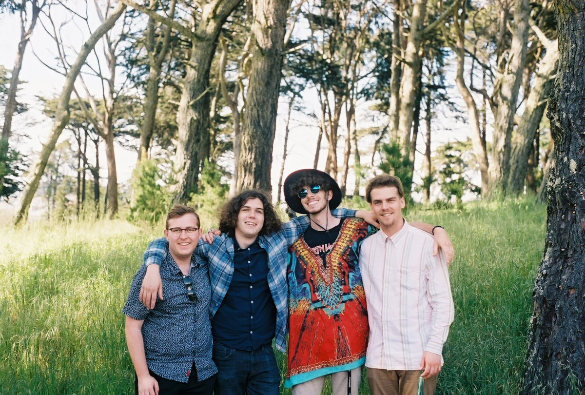 Fotografía promocional de Carpool Tunnel