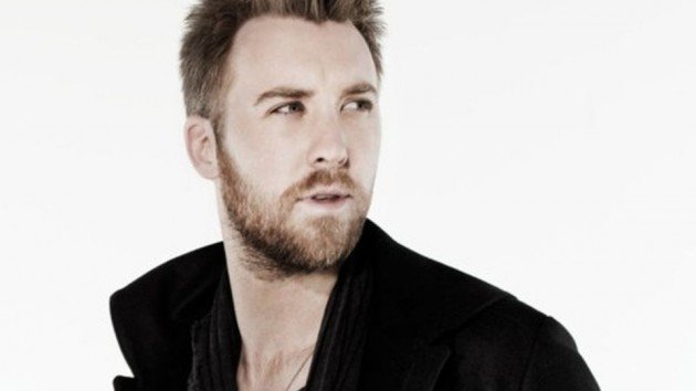 Fotografía promocional de Charles Kelley