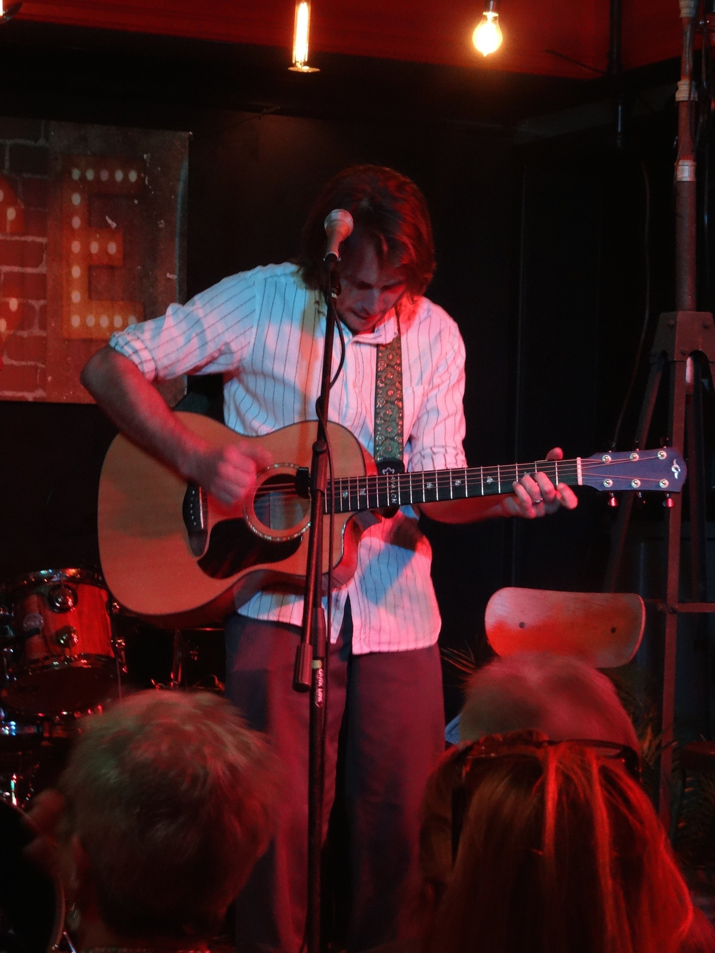 Fotografía promocional de Charlie Vaughan