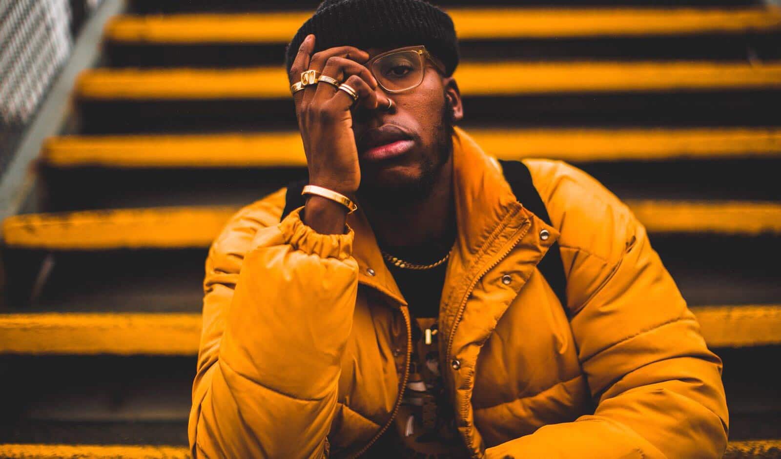 Promotional photograph of Che Lingo.