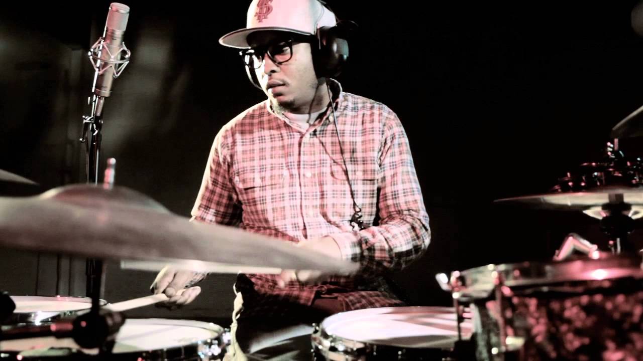 Fotografia promocional de Chris Dave.