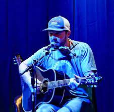 Fotografía promocional de Chris Olsen