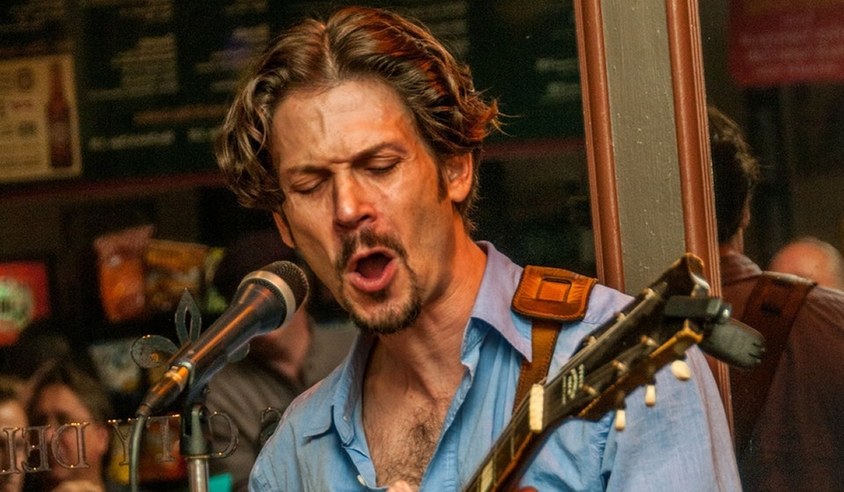 Promotional photograph of Chris Ruest.