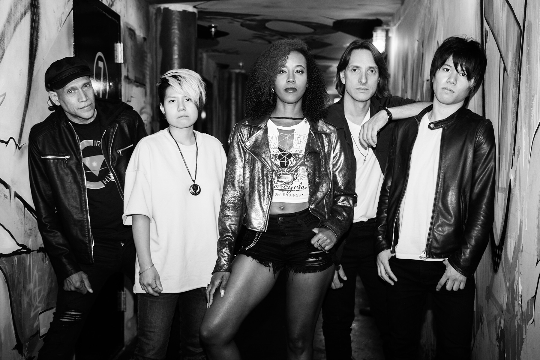 Fotografía promocional de Circle the Earth