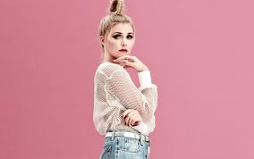 Promotional photograph of Clara Mae.