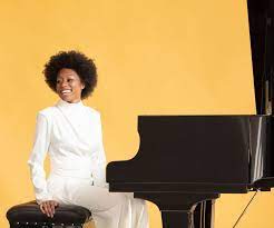 Fotografía promocional de Clara Schumann and Dvorak