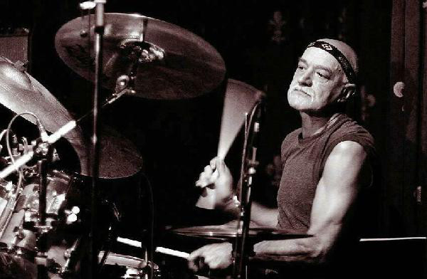 Promofoto von Clive Bunker.