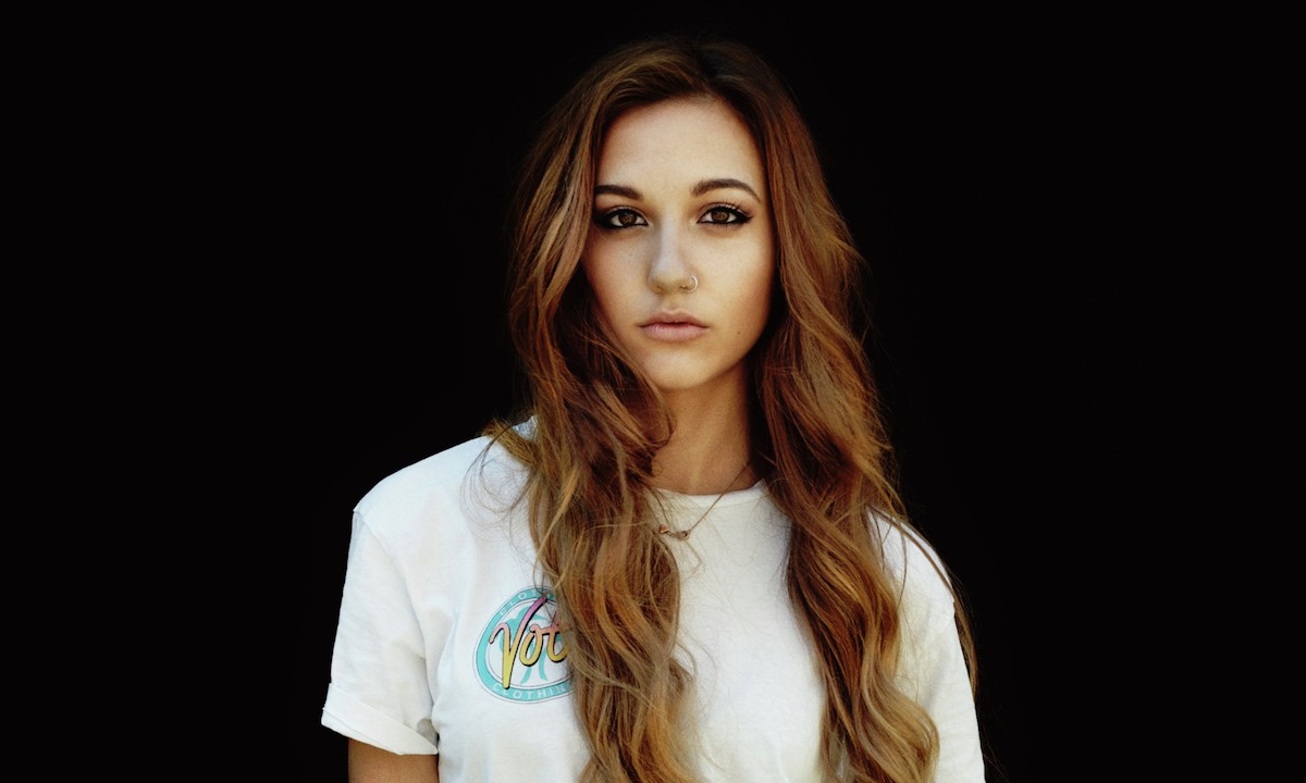 Promotional photograph of Cloves.