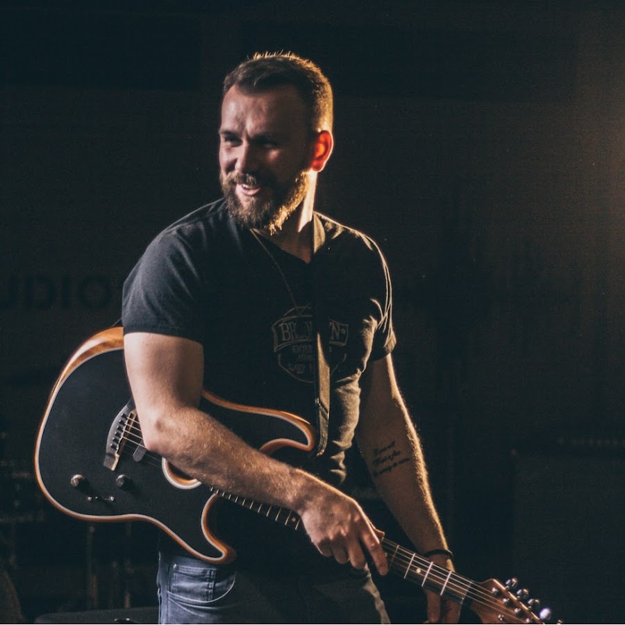 Promotional photograph of Concierto de Cody Pennington en Bristol.