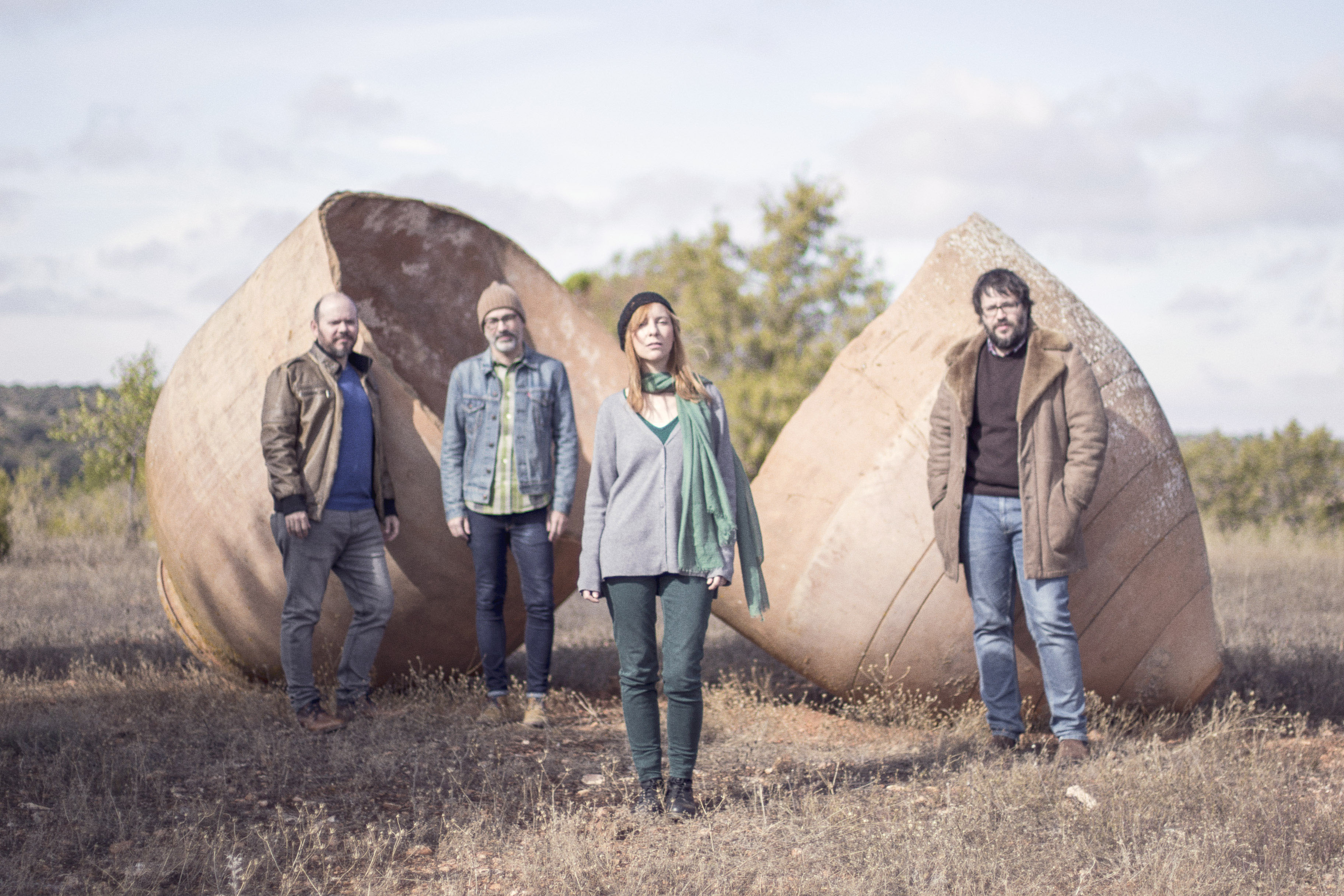 Fotografía promocional de Coffee & Wine