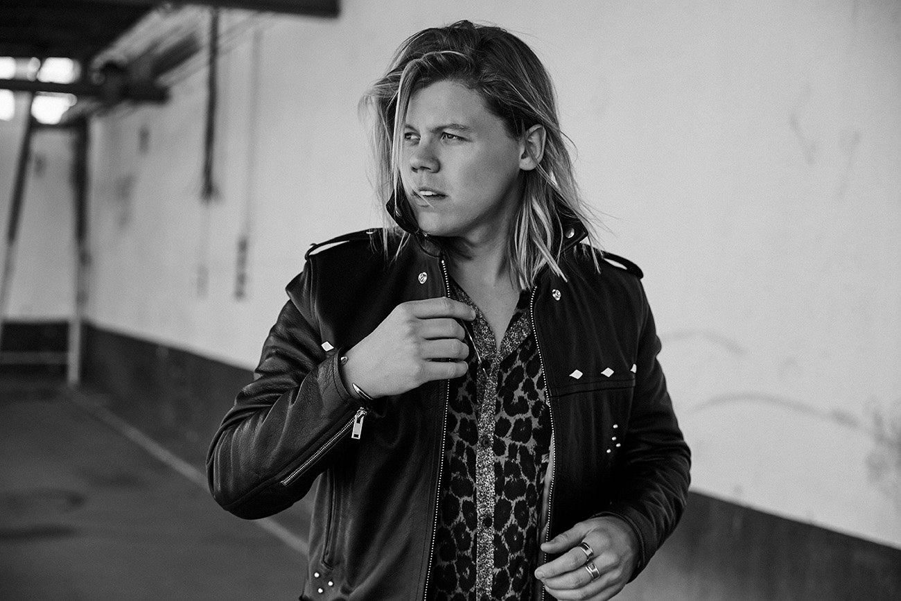 Promofoto von Conrad Sewell.
