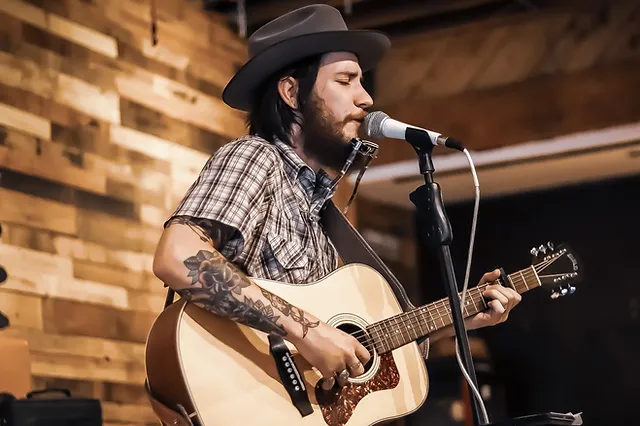 Fotografía promocional de Concierto de Corey James Grubb en Cheyenne