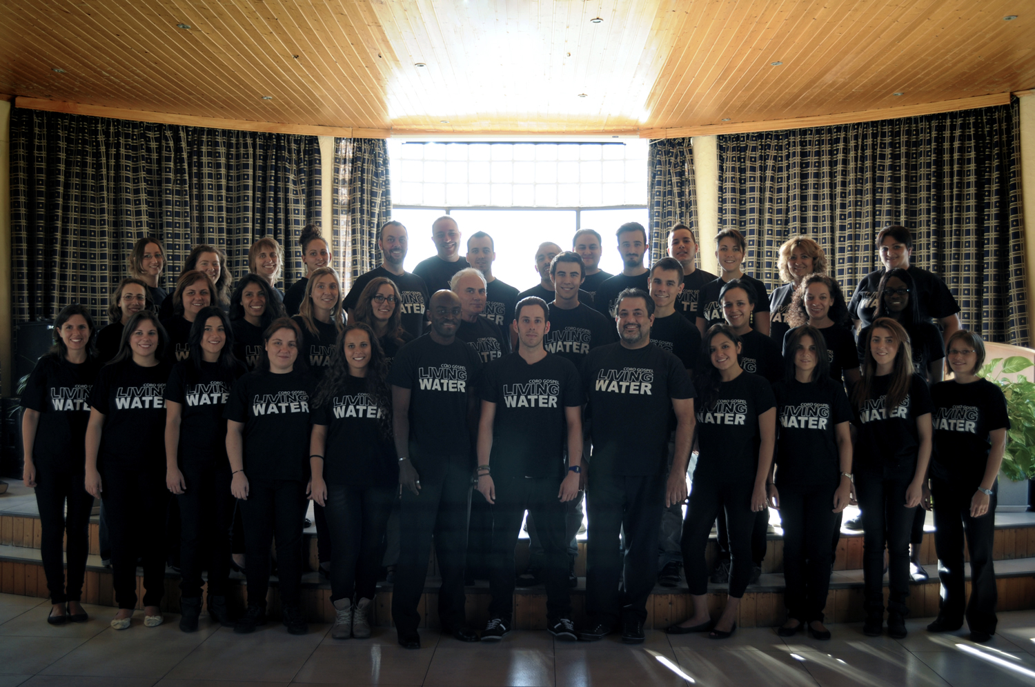 Fotografía promocional de Coro Gospel LIVING WATER