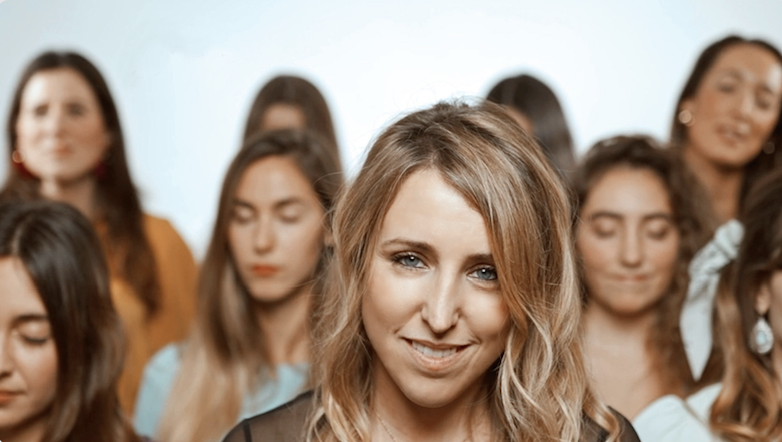 Fotografía promocional de Coro Laraland