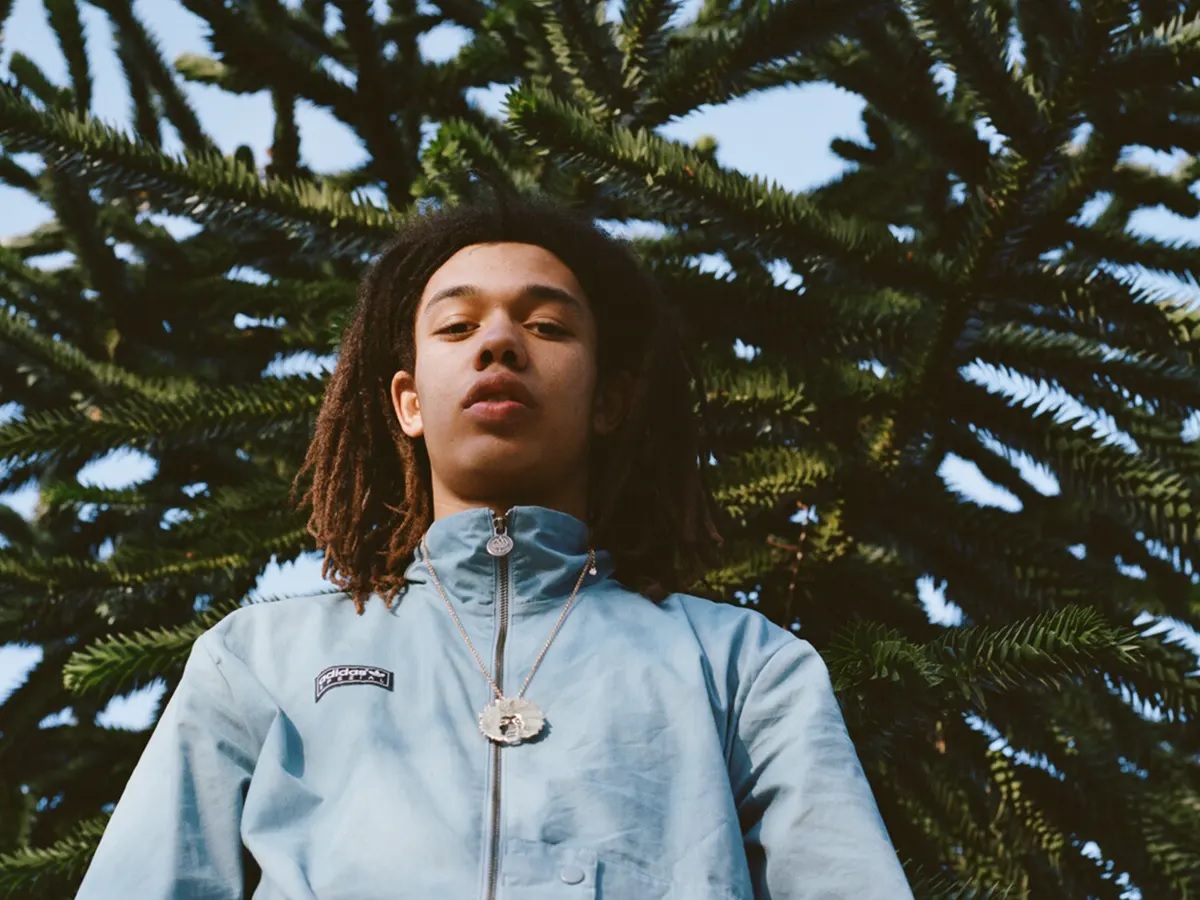 Fotografía promocional de Cosmo Pyke