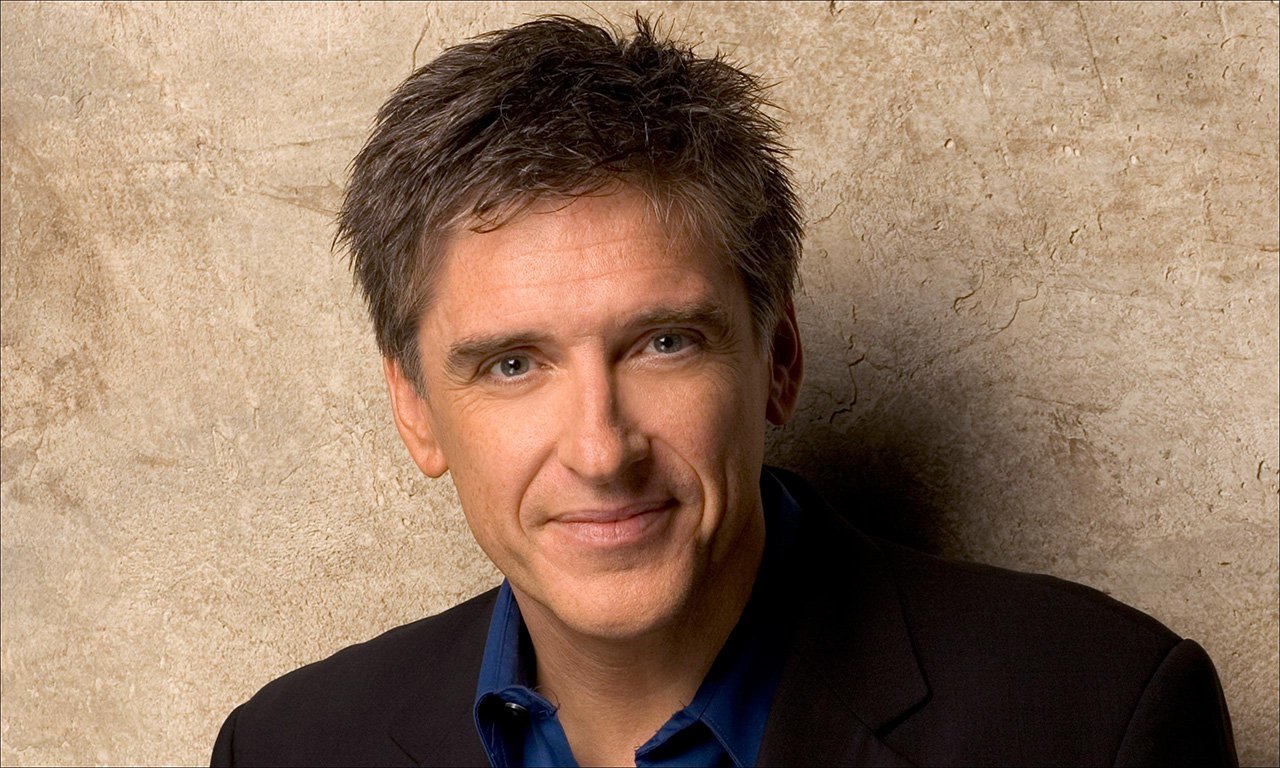 Promotional photograph of Craig Ferguson.