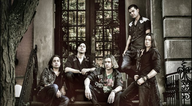 Fotografía promocional de Crash Midnight