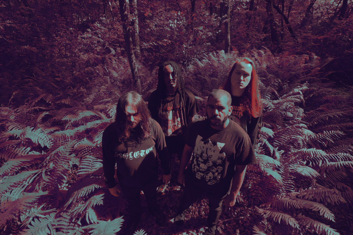 Fotografia promocional de Concierto de Creeping Death en Seattle.