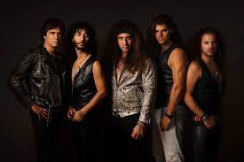 Fotografía promocional de Crimson Fire