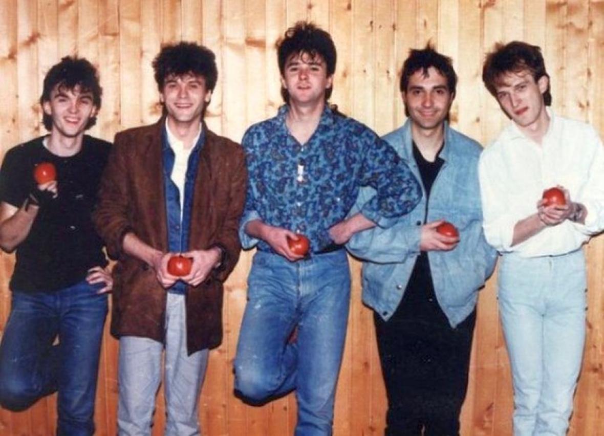 Promotional photograph of Crvena Jabuka.