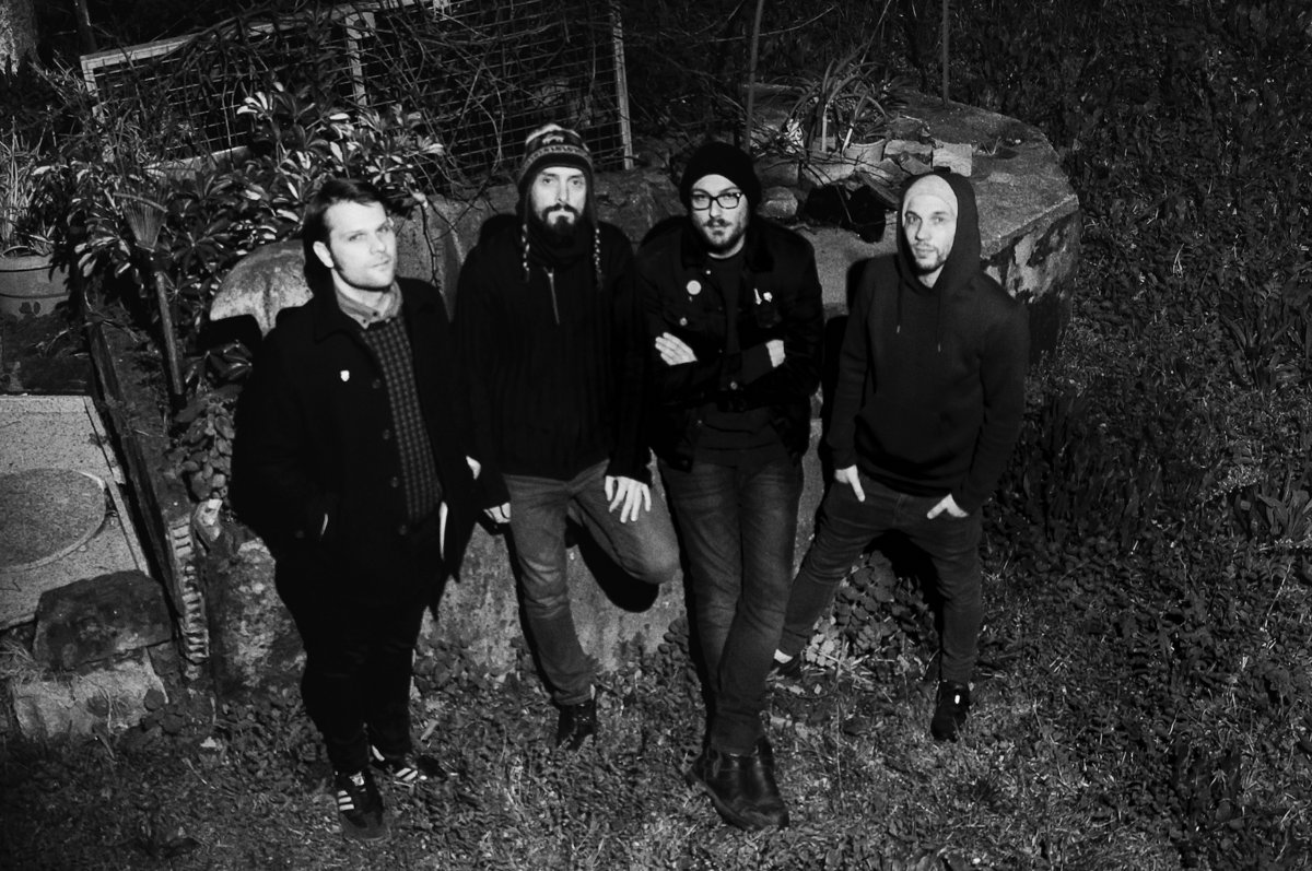 Fotografía promocional de Cuchillo de Fuego