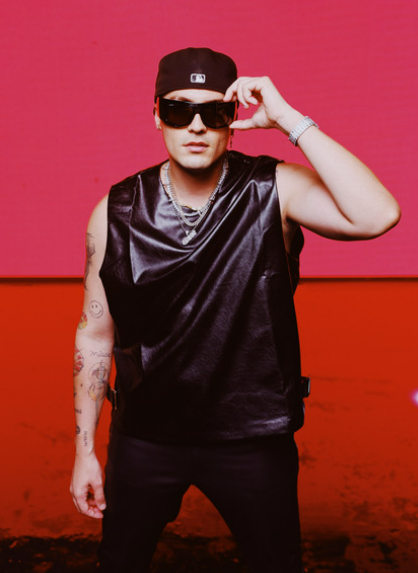 Fotografía promocional de Dale Pututi