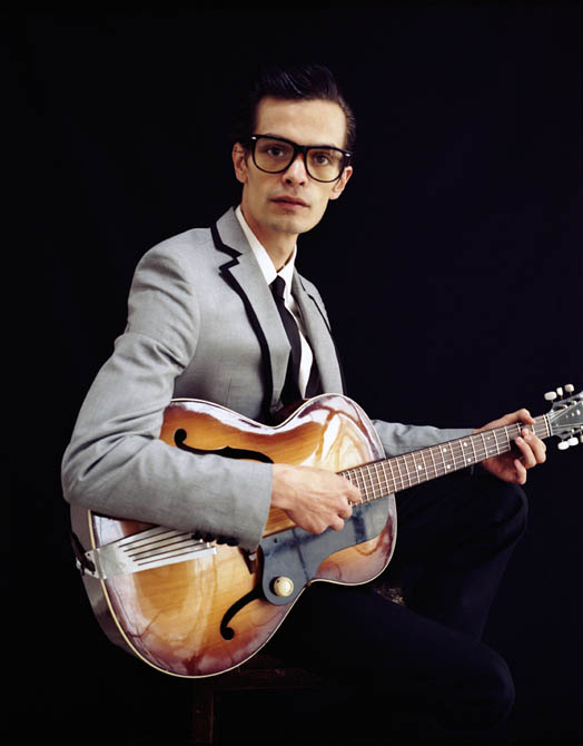 Promotional photograph of Dan Sartain.