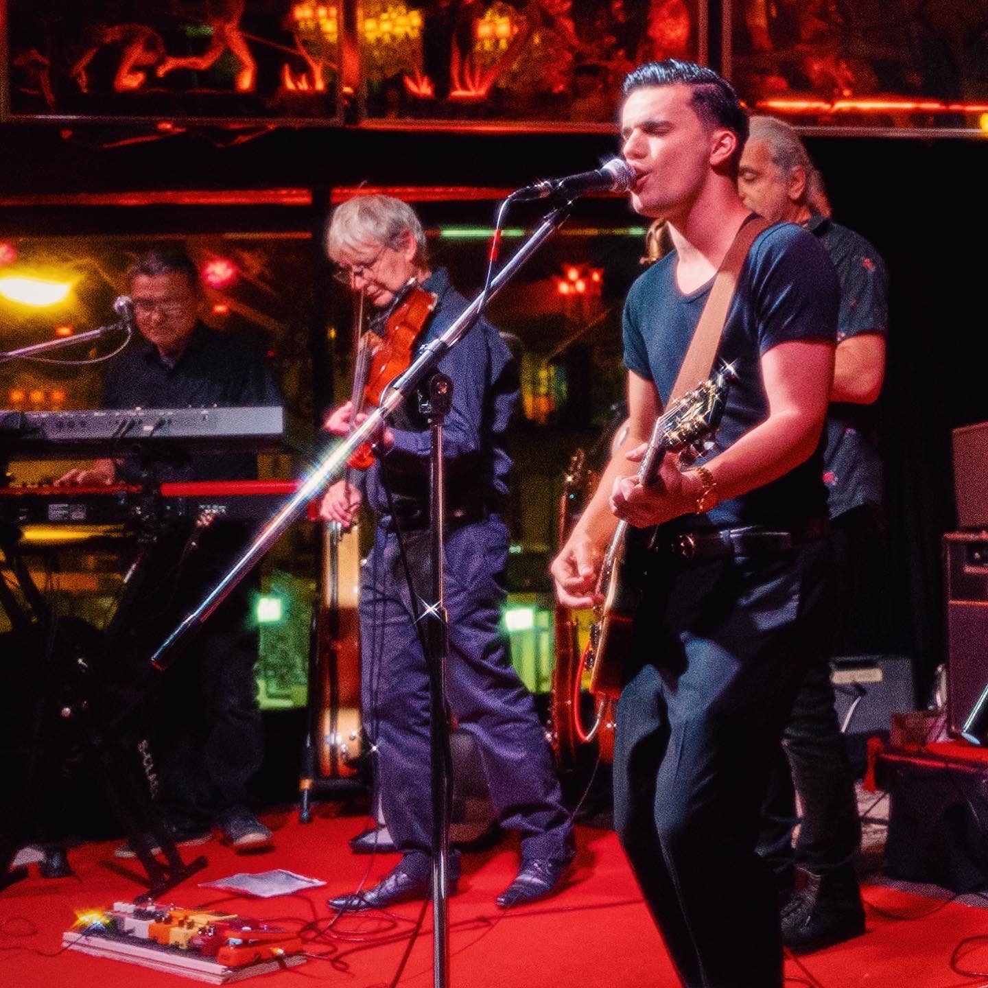 Promofoto von Concierto de Daniel Aranda en Marrickville.