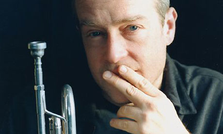 Promofoto von Dave Douglas.