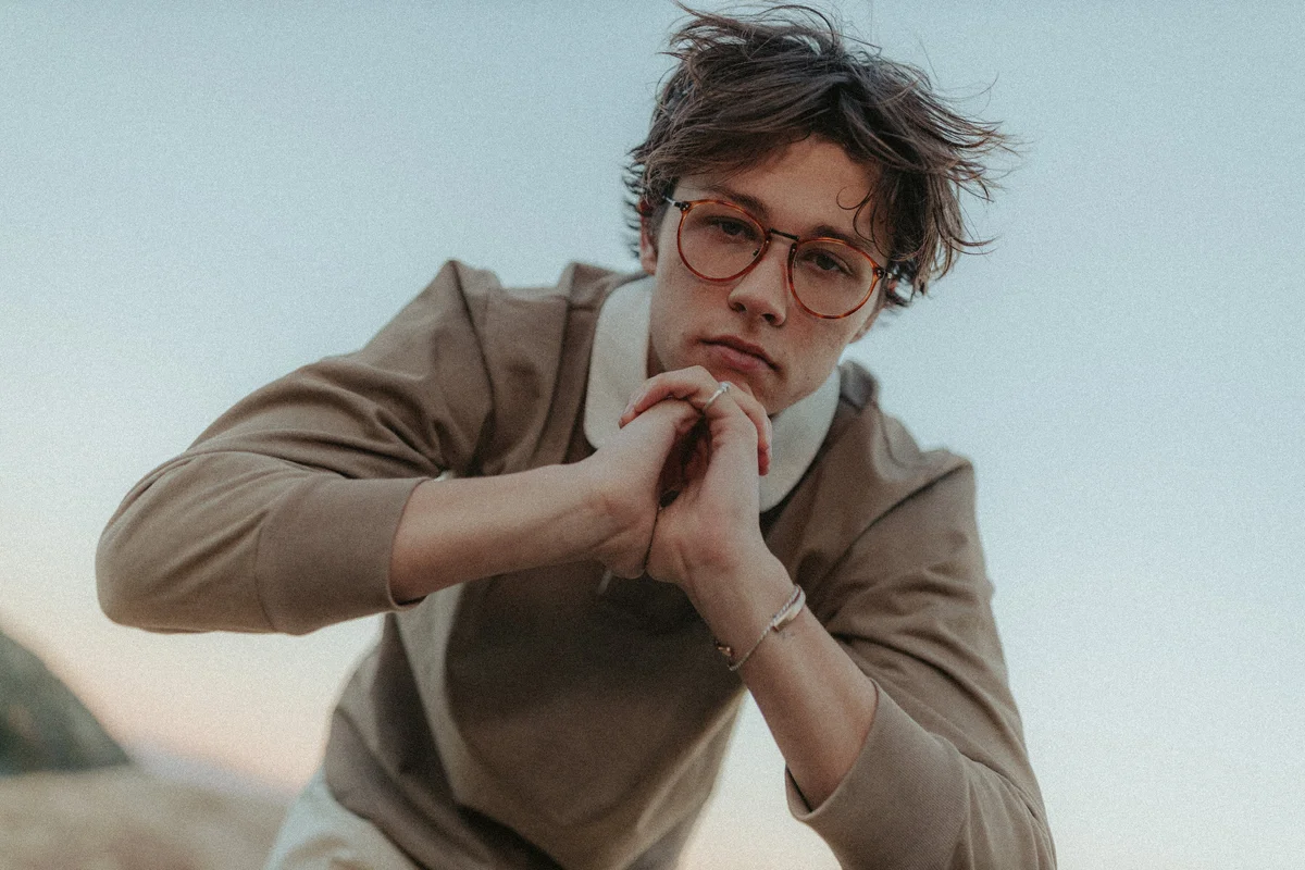 Promotional photograph of David Kushner.