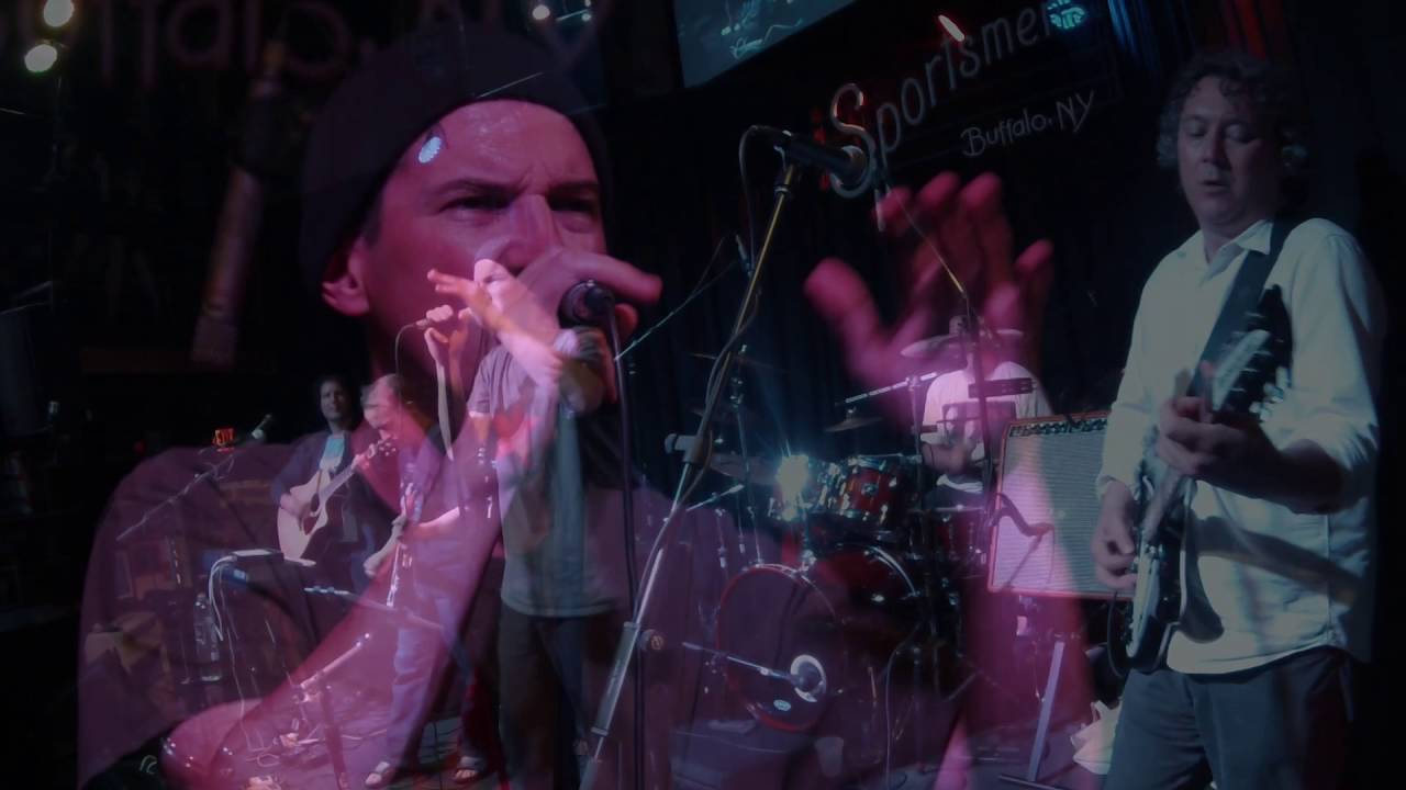 Fotografia promozionale di Concierto de Dead Letter Office en Pittsburgh.