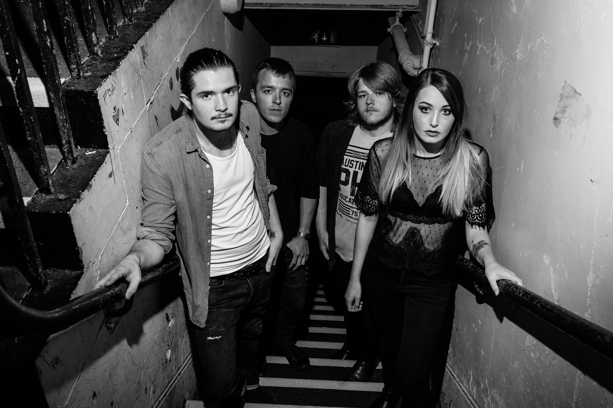 Promofoto von Concierto de Death By Unga Bunga en Oslo.