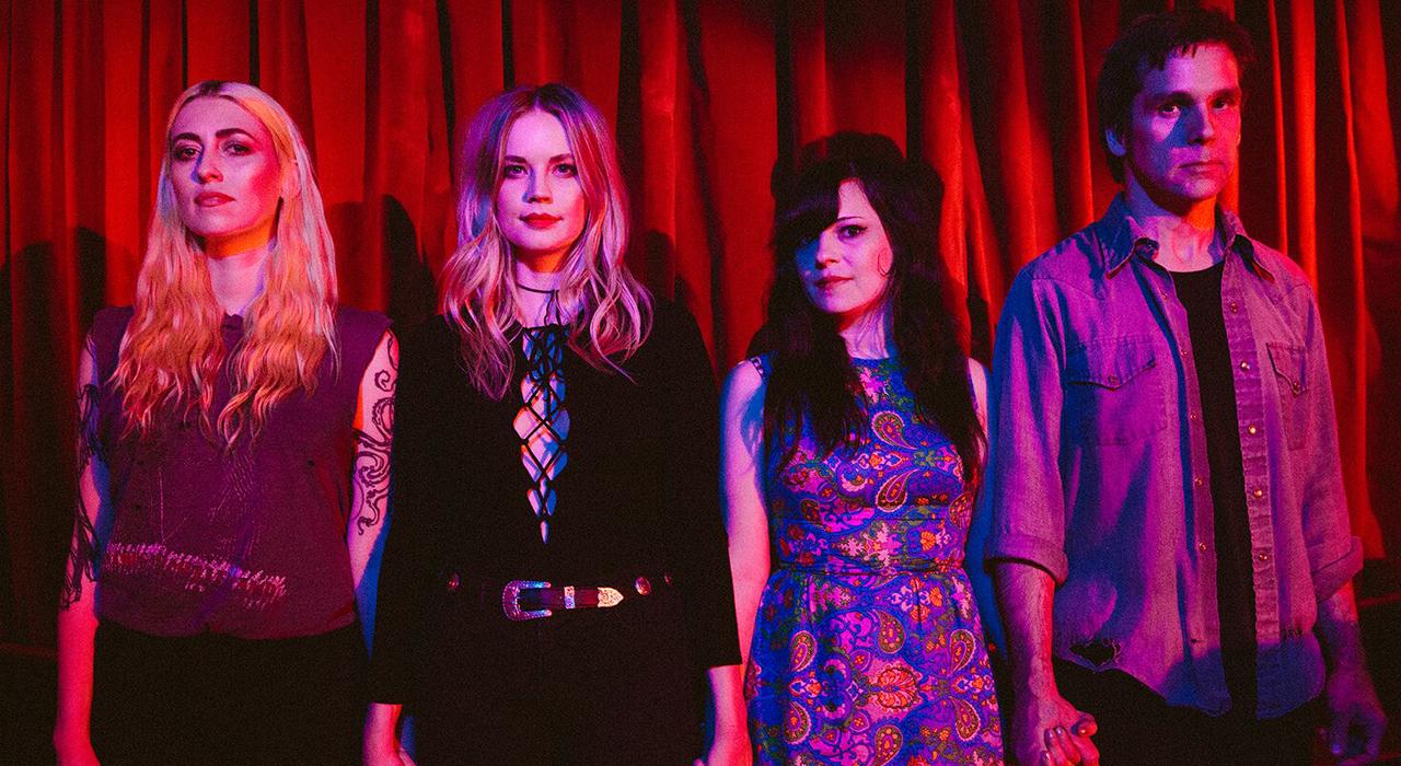 Fotografía promocional de Death Valley Girls