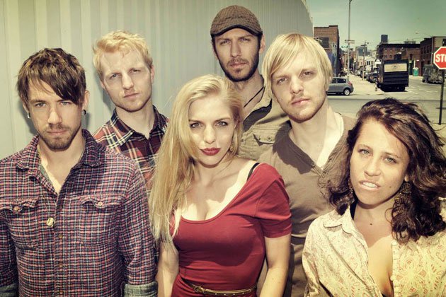 Promotional photograph of Concierto de Delta Rae en Raleigh.